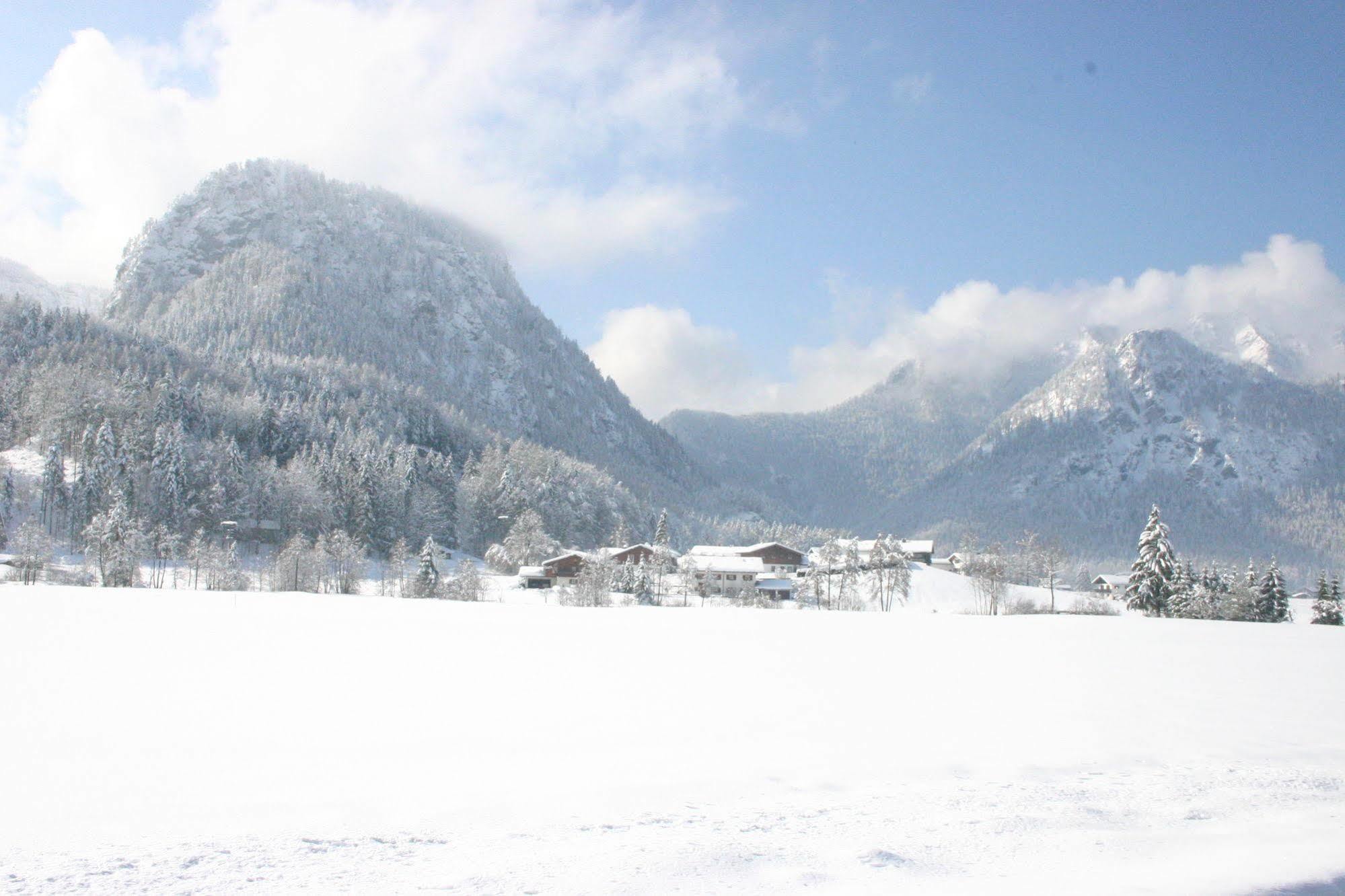 Aktivhotel & Gasthof Schmelz Ihr Urlaubs Hotel In Inzell Mit Wellness Hallenbad, Alpensauna & Dampfbad Exteriér fotografie